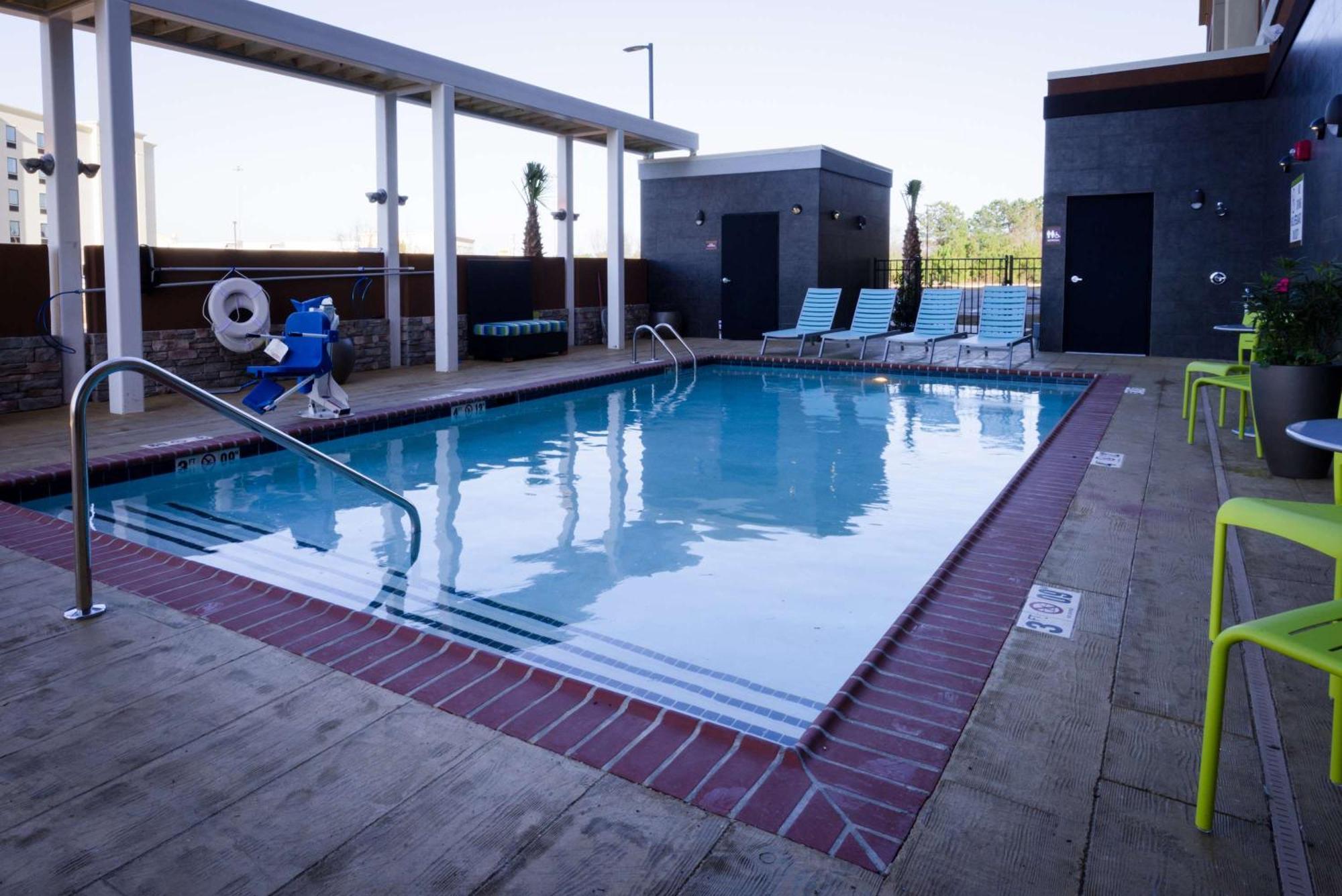 Home2 Suites By Hilton Gulfport I-10 Exterior photo