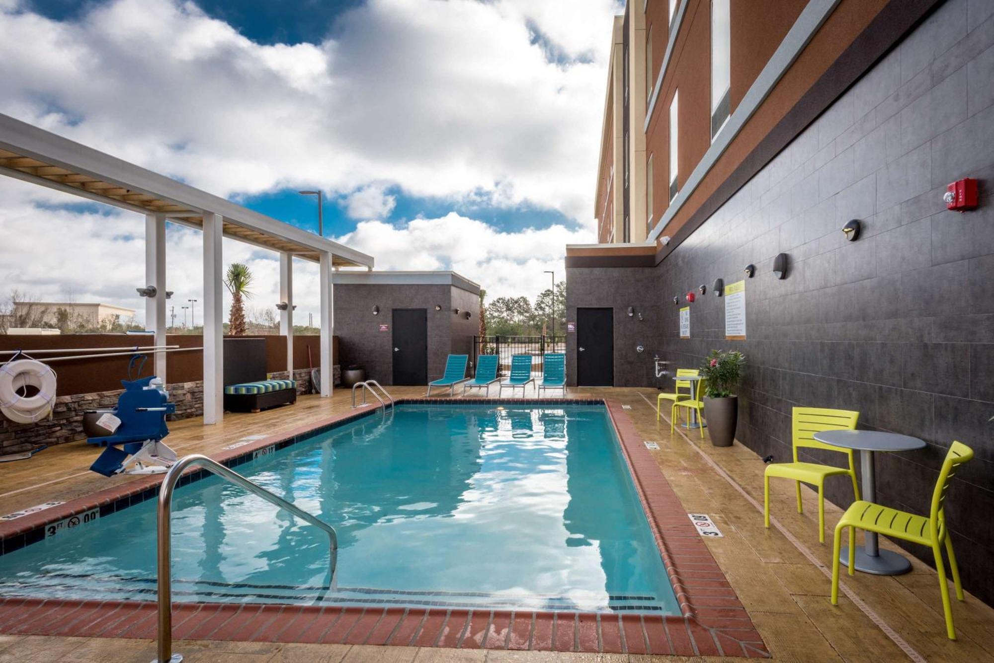 Home2 Suites By Hilton Gulfport I-10 Exterior photo